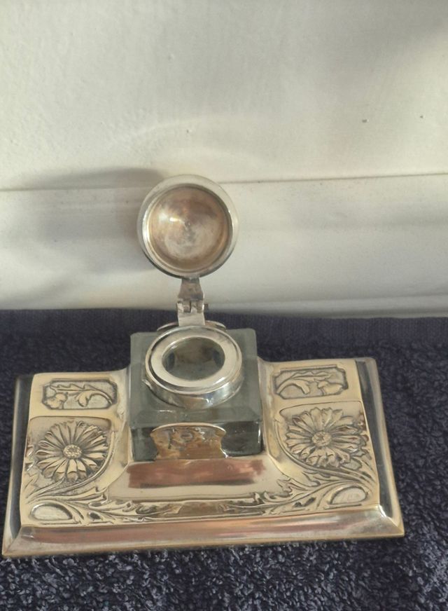 Calamaio Liberty in ottone argentato e vetro