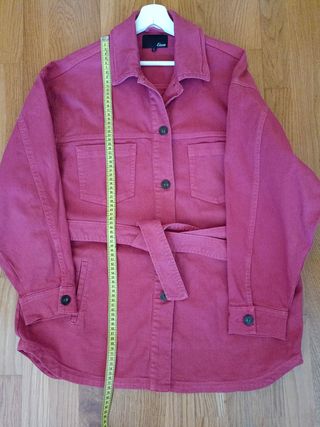 Cazadora vaquera Etam roja talla L