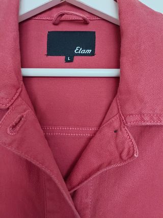 Cazadora vaquera Etam roja talla L