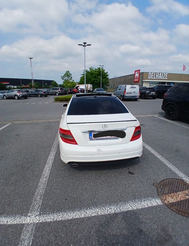 mercedes  amg class c 2009