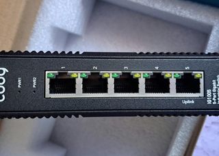 Switch 5 Puertos Gigabit calidad Industrial