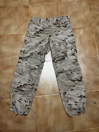 Pantalón militar camuflaje mimeta