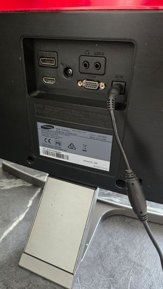 Monitor Samsung 27 Curvo Negro
