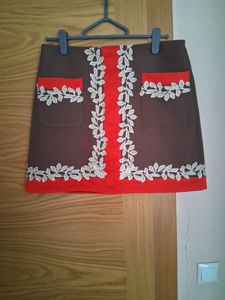 Falda Camaleónica Marrón y Roja