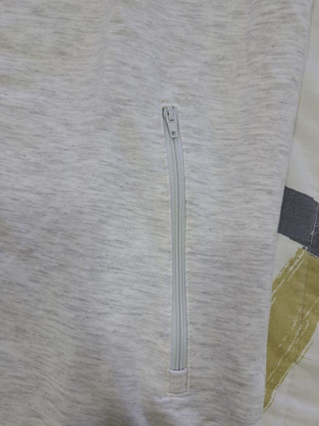 Felpa SikSilk con zip e cappuccio