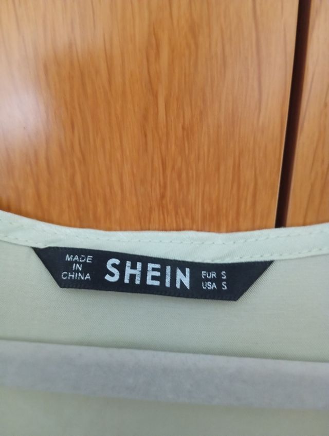 Blusa SHEIN verde talla S