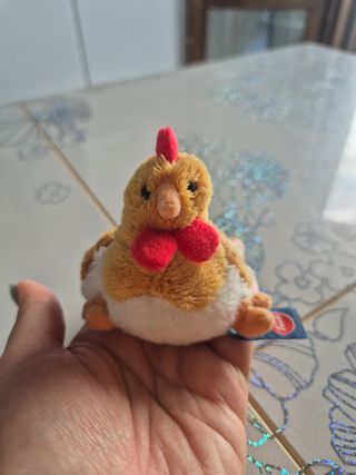 Peluche Gallina Trudi