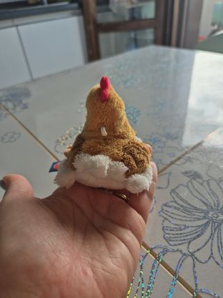 Peluche Gallina Trudi