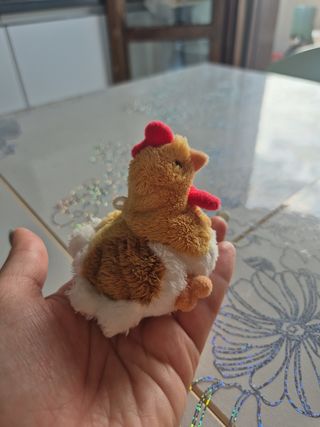 Peluche Gallina Trudi