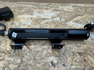 Torcia Police 80000W con attacco