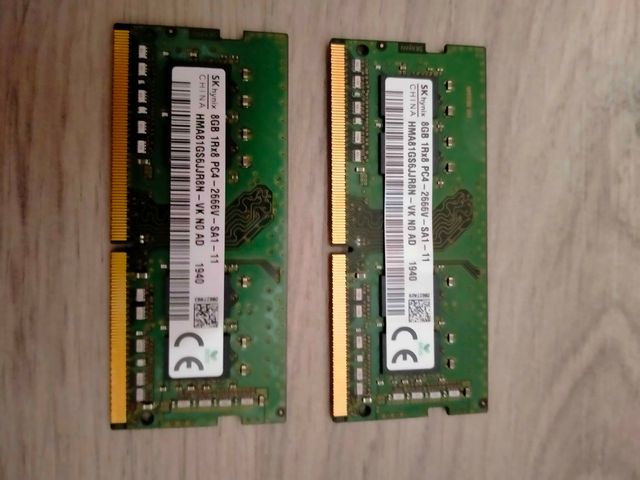 2x Módulo RAM 8GB DDR4 SO-DIMM 2666 MHz (SK Hynix)