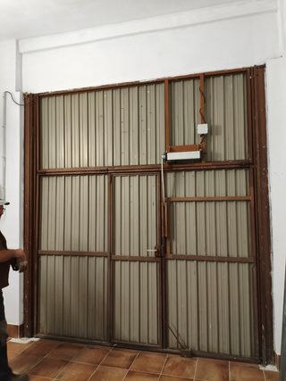 Puerta de garaje automática