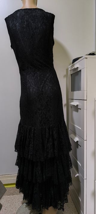 Vestido Negro Encaje Volantes Fiesta Elegante