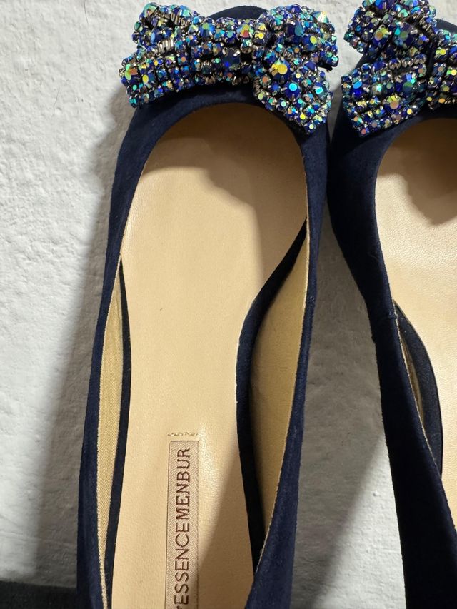 Bailarinas de piel con cristales y lazo