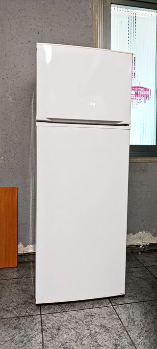 Nevera Hyundai Blanca