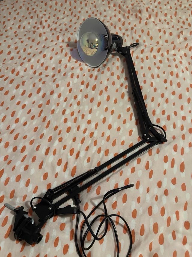 Lámpara de escritorio ajustable negra