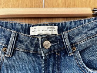 Pantalón vaquero Stradivarius Talla S