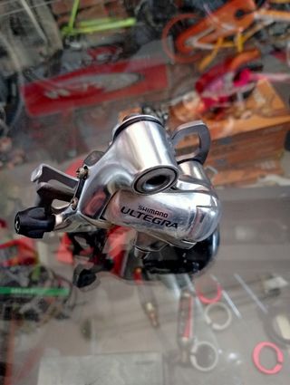 Cambio Shimano Ultegra 10v sin roldanas.