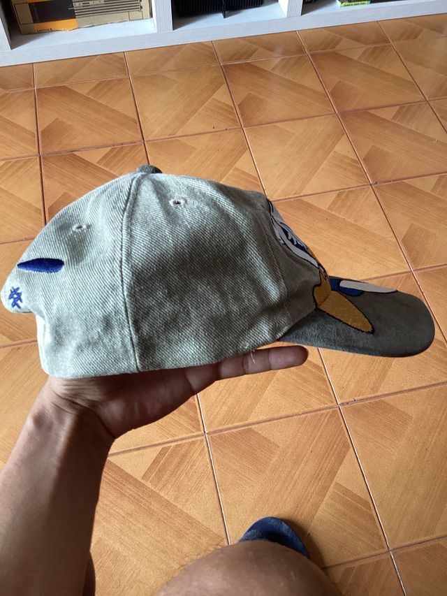 Gorra Disney Pato Donald Vintage Gris