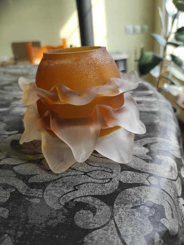 Tulipa antigua soplada a mano bicolor