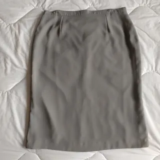 Chaqueta de mujer, tipo americana. Regalo falda