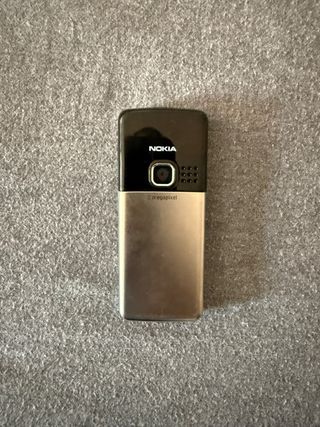 Teléfono Móvil Nokia Plata