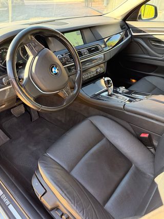 BMW Serie 5 520D Automático 2012