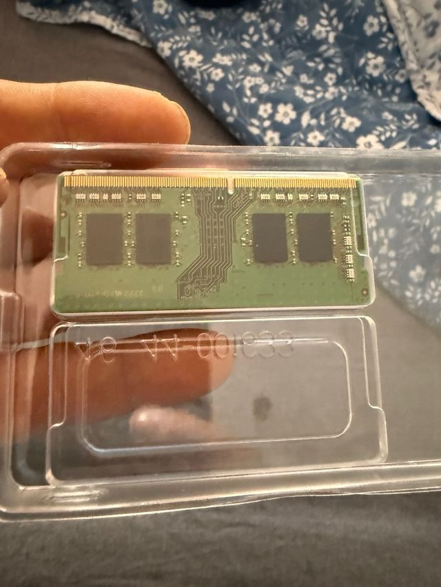 Samsung 8GB DDR4 PC4-3200AA RAM