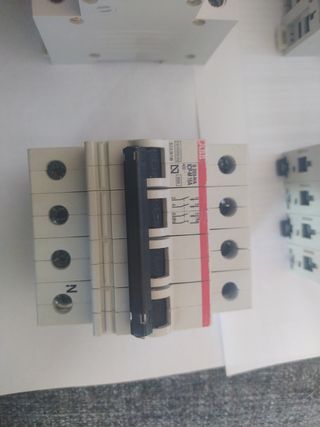 Interruptor Automático