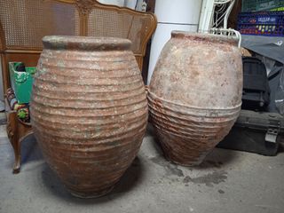 2 Tinajas Antiguas 90x190cm