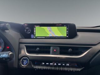 Lexus UX 2.0 250h F Sport