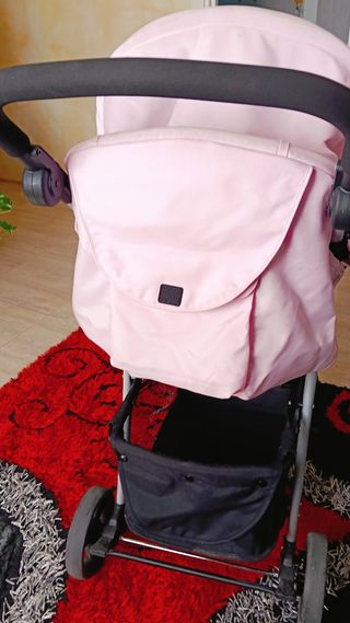Silla de paseo rosa nueva