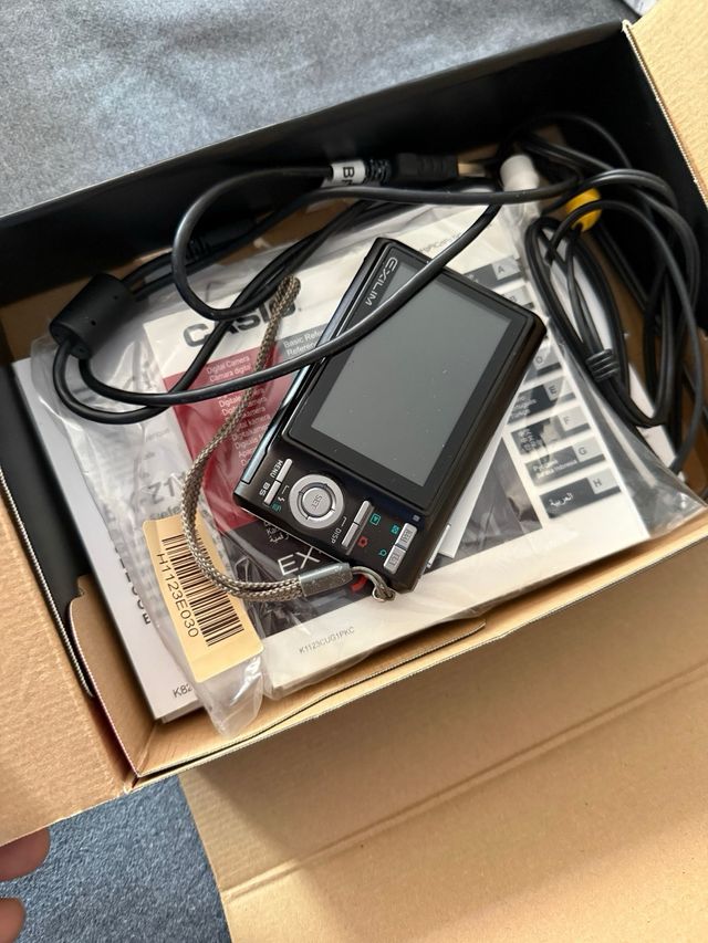 Cámara Casio EXILIM 7.2 MP