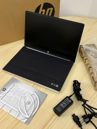 Portátil HP 15-FD0195 512GB / Intel i7 FHD