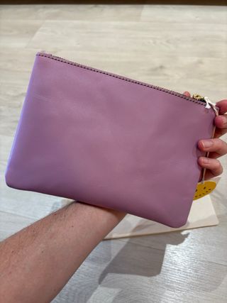 MERCULES cartera de mano piel lavanda sin estrenar