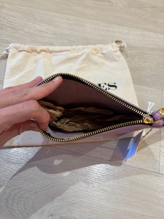 MERCULES cartera de mano piel lavanda sin estrenar