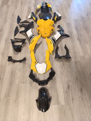 Carenado Yamaha R1 60 Aniversario.