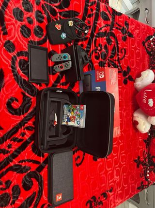 Nintendo Switch + Accesorios 