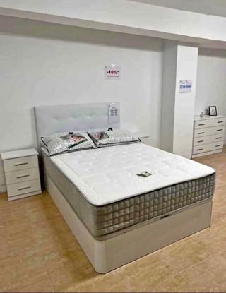 Muebles canapés y colchones 