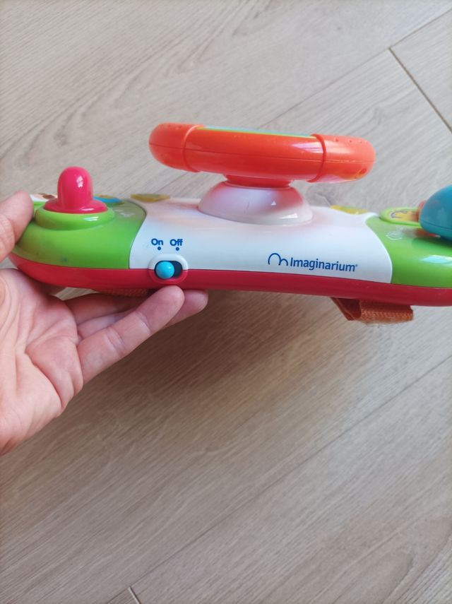 Volante giocattolo per passeggino