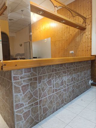 Mostrador de bar de madera maciza
