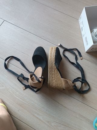 Alpargatas Castañer Negras plataforma T37