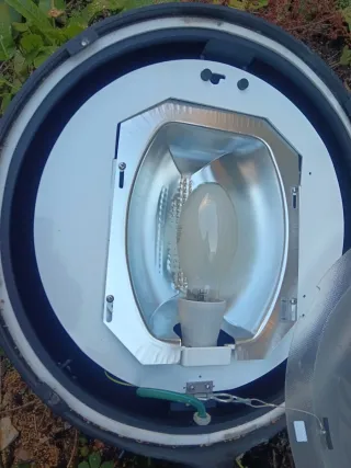 Farola exterior negra y transparente (varias)