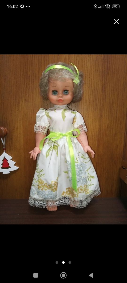 Muñecas antiguas variadas