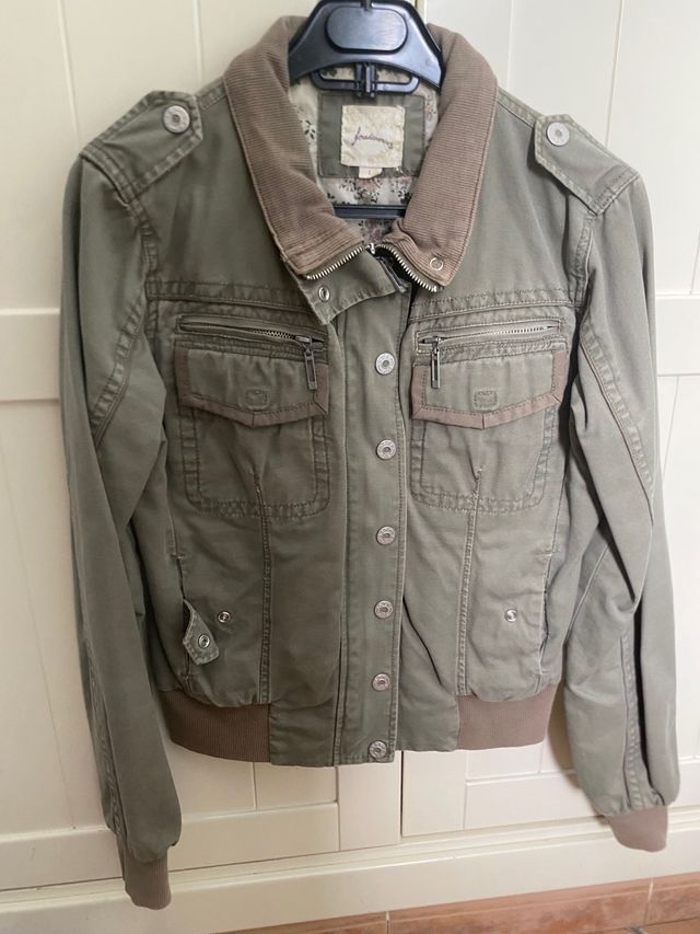 Chaqueta verde Stradivarius