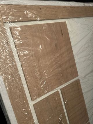 Cabecero y mesitas de noche