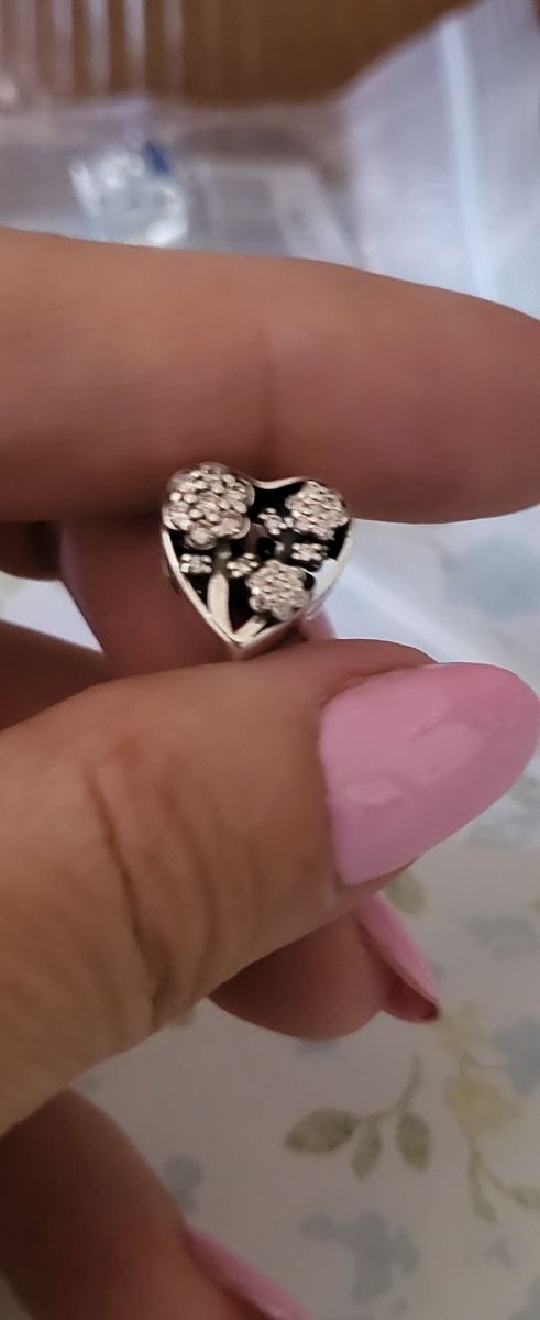 Plata Corazón Margarita Charm