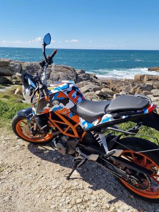 KTM Duke