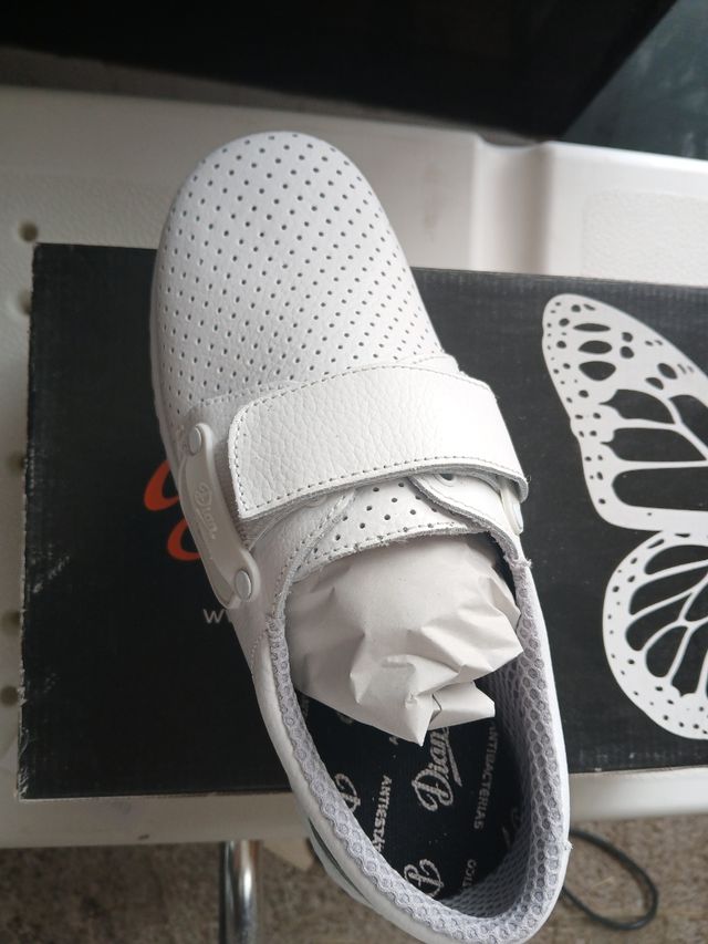 Zapatos Blancos Dian Talla 37 nuevos