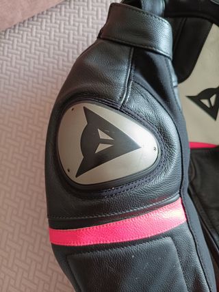 Dainese Lady Mono cuero Negro/Rosa Talla 40